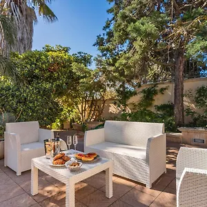  Bed & Breakfast Garden View Near The Sea